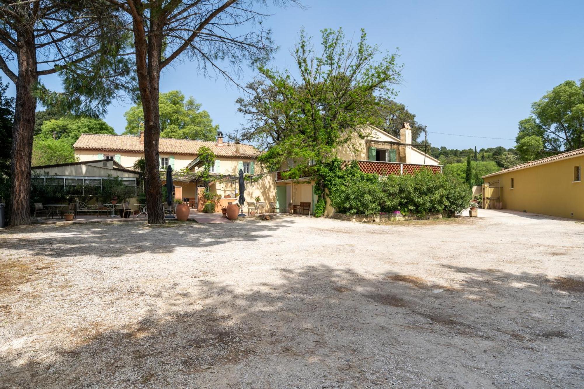 Le Chêne Vert Bollène Exterior foto